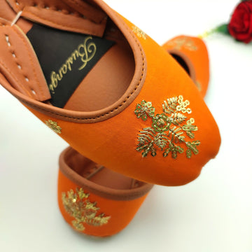 Floral Embroidery Khussa For Women